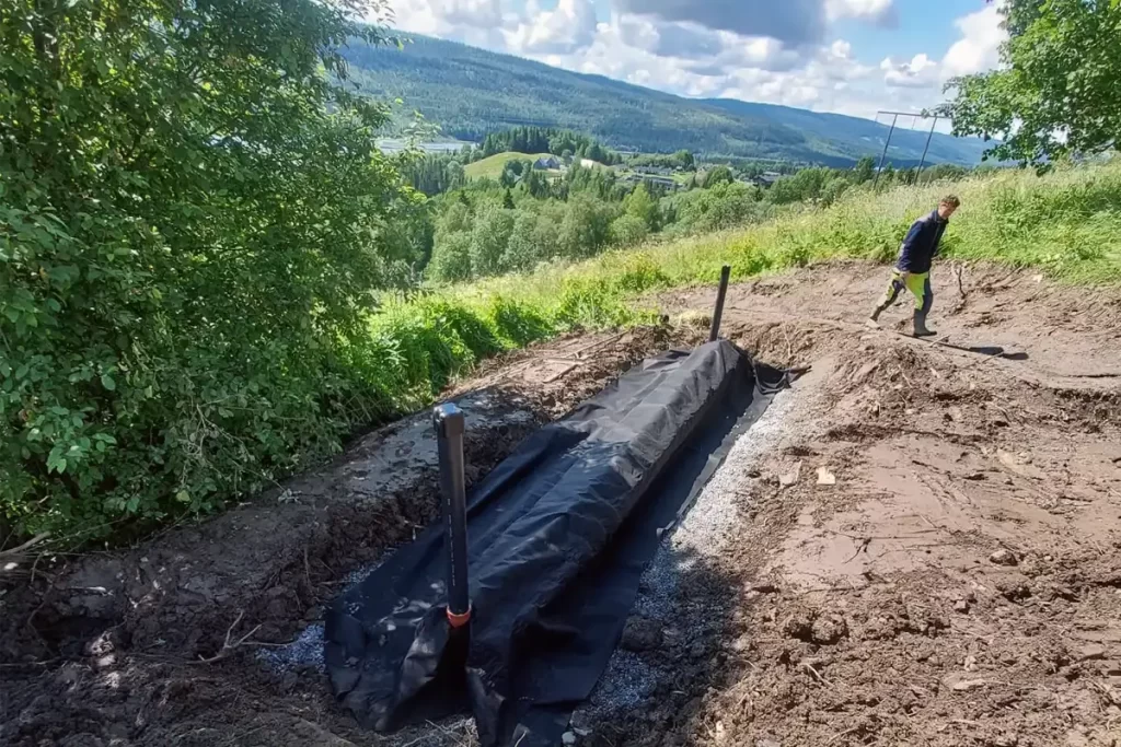 Installation av enskilt avlopp i &Aring;re